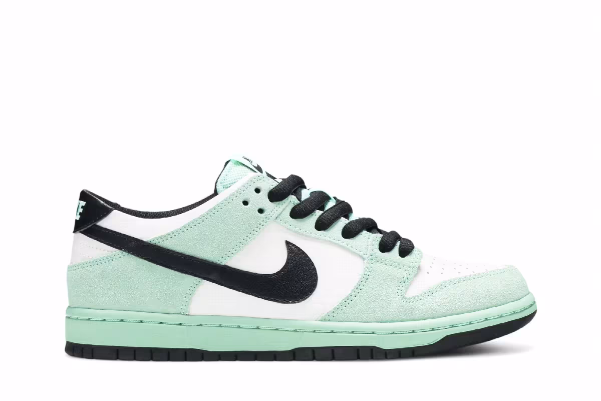 Nike SB Dunk Low Sea Crystal, view 2