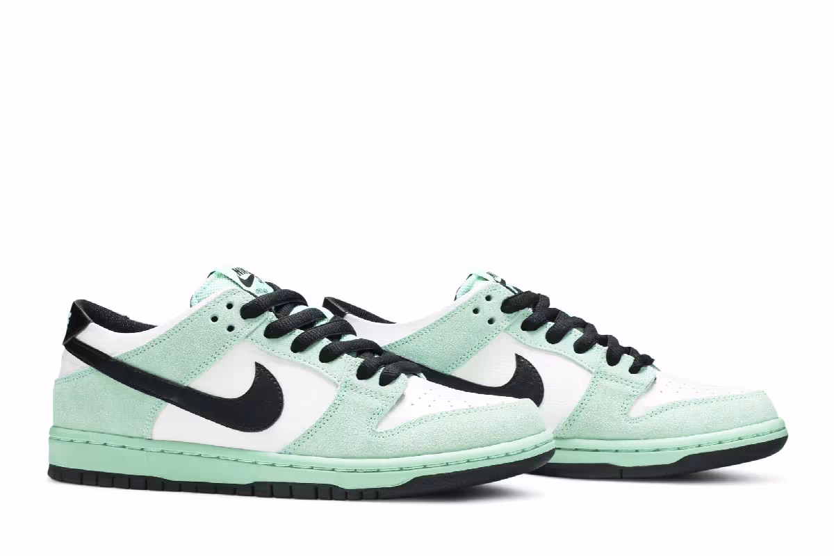 Nike SB Dunk Low Sea Crystal, view 9