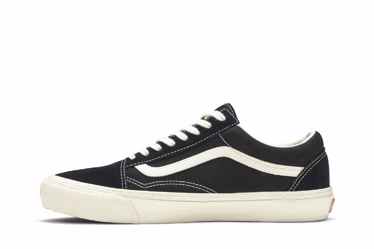 Vans OG Old Skool LX Black, view 4