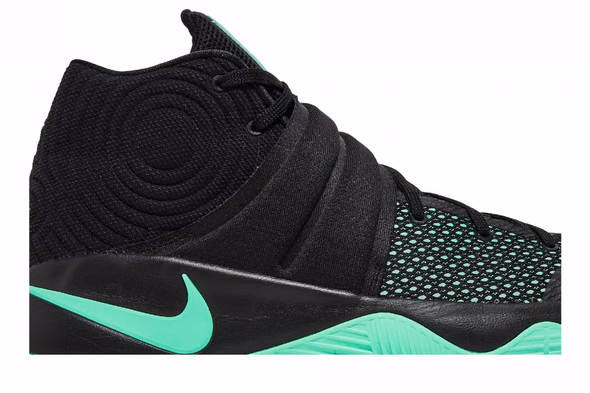 Nike Kyrie 2 Green Glow, view 3