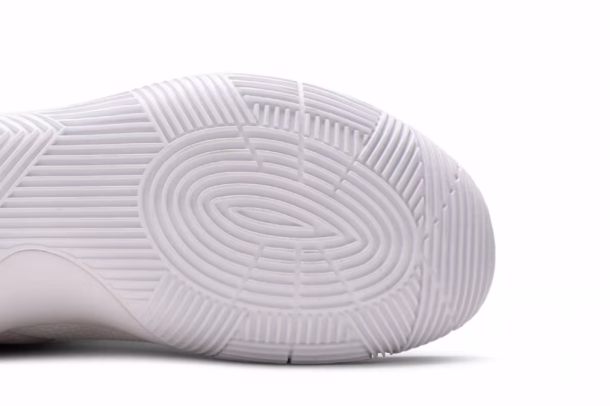 Nike Kyrie 2 USA, view 6