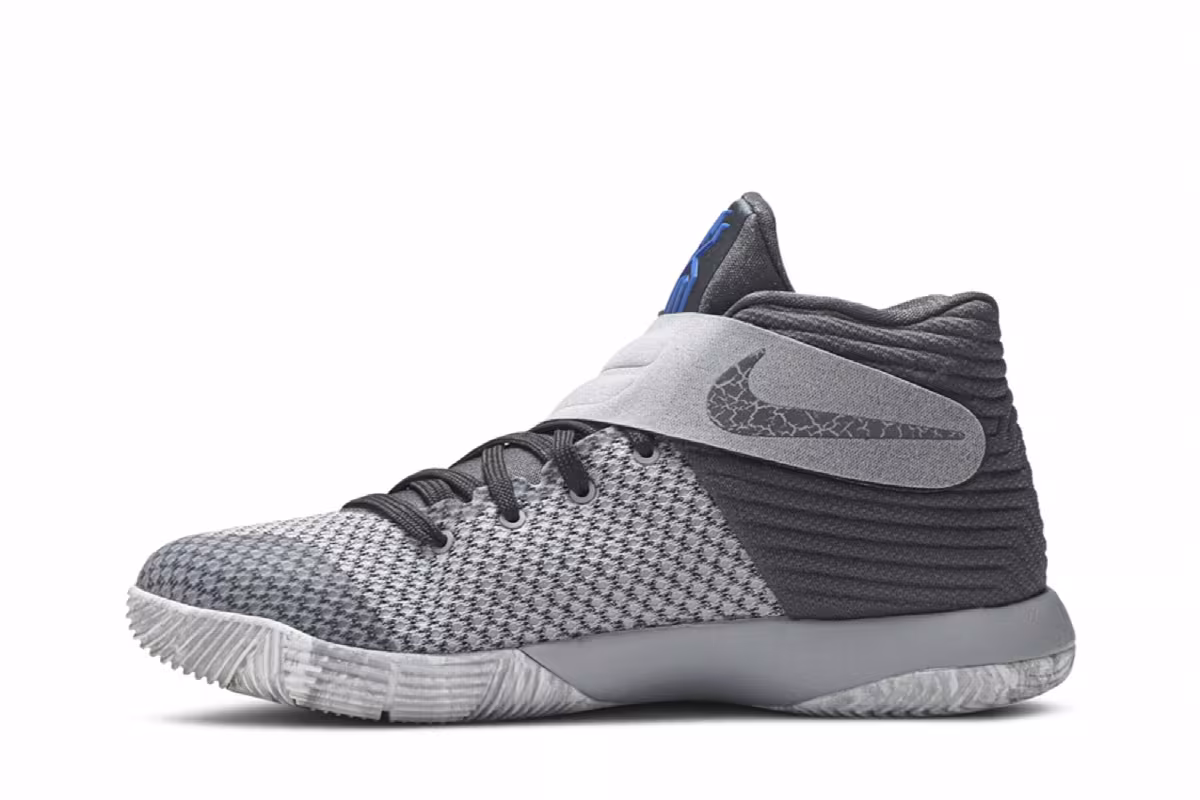Nike Kyrie 2 Omega, view 4
