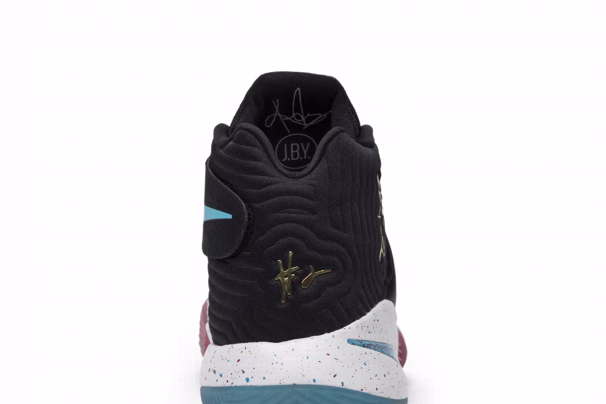 Nike Kyrie 2 Doernbecher, view 8