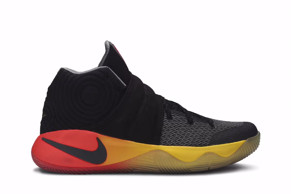 Kyrie x Nike LeBron Four Wins Game 5: Forty-Ones, view 3