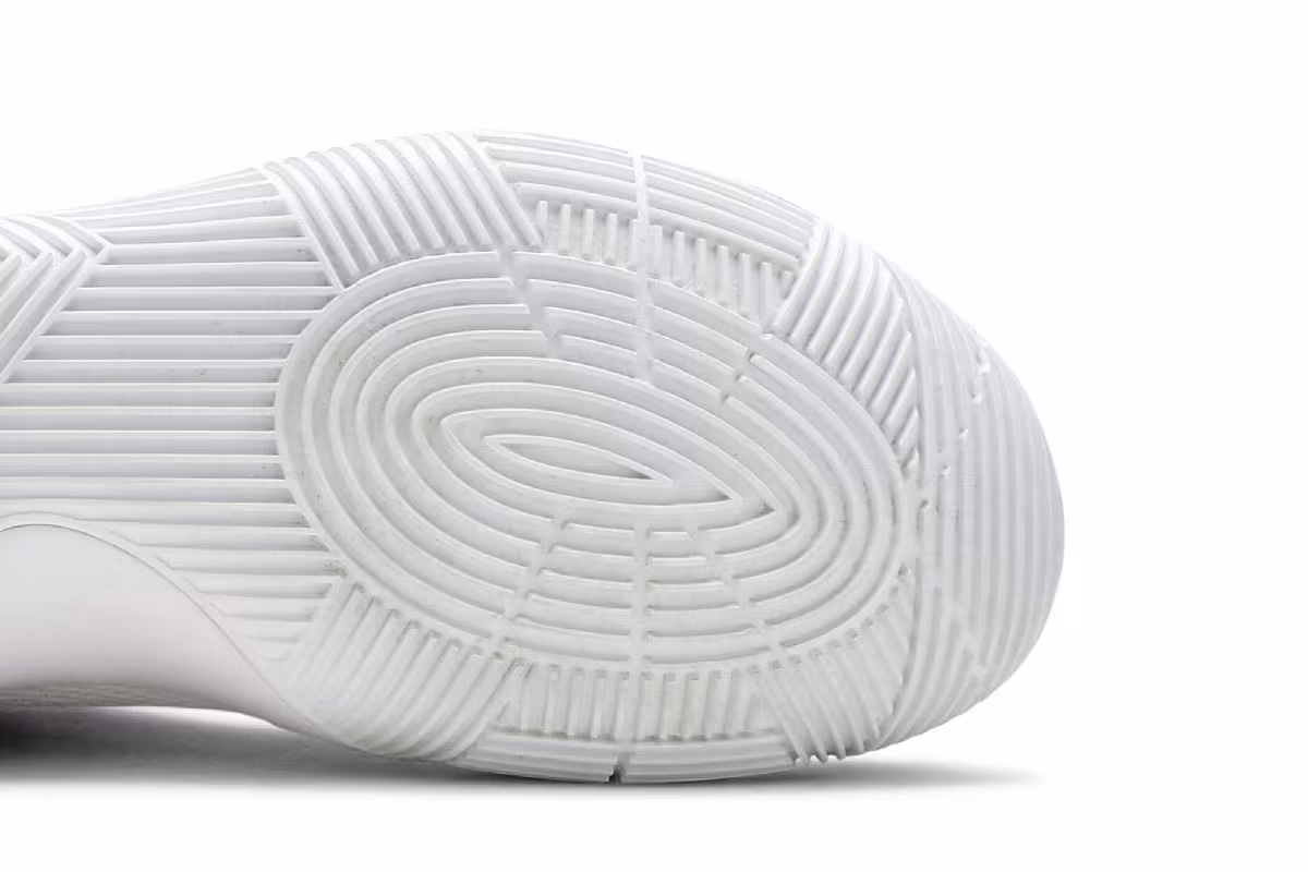 Nike Kyrie 2 Crossover, view 6