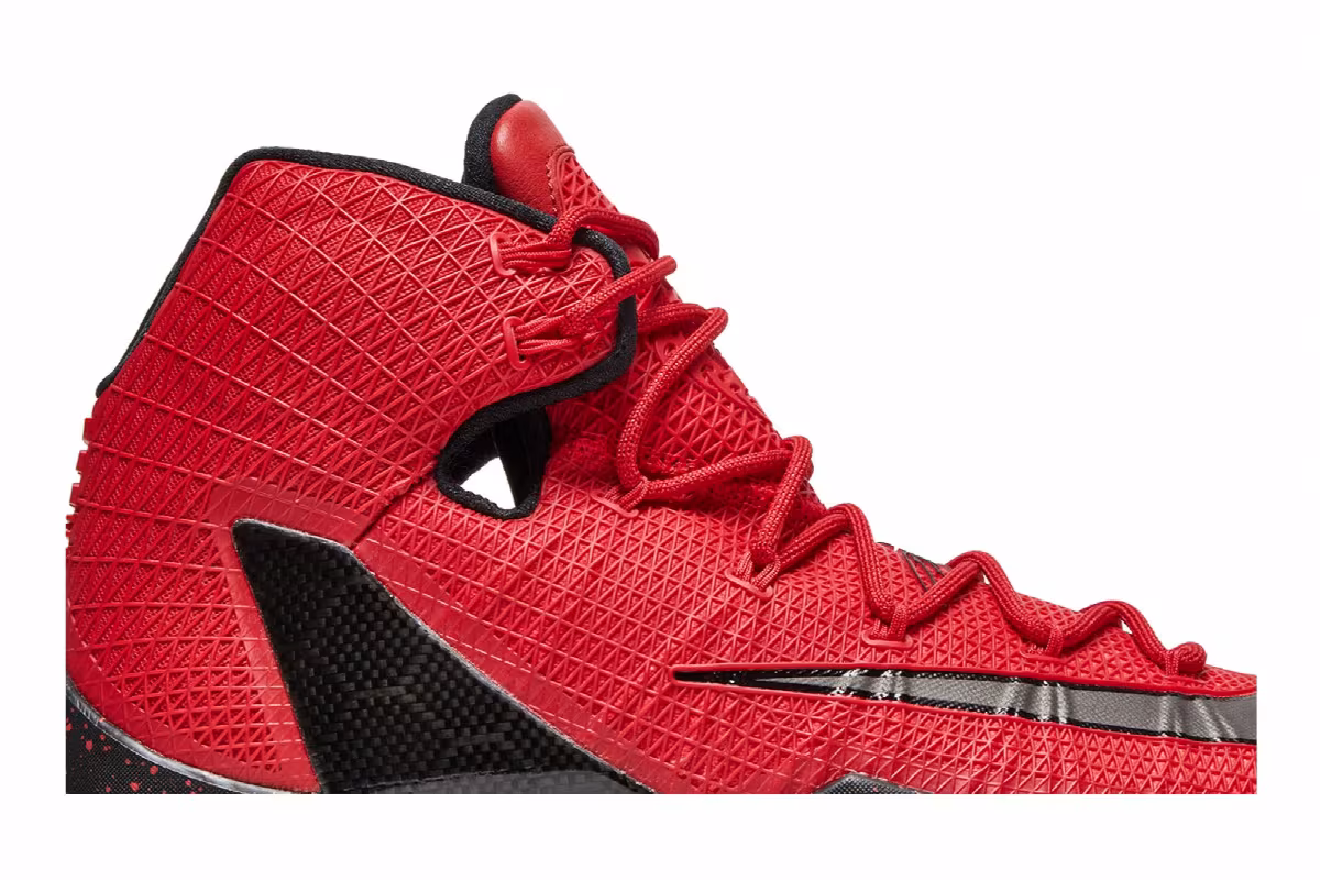 Nike LeBron 13 Elite University Red, view 3
