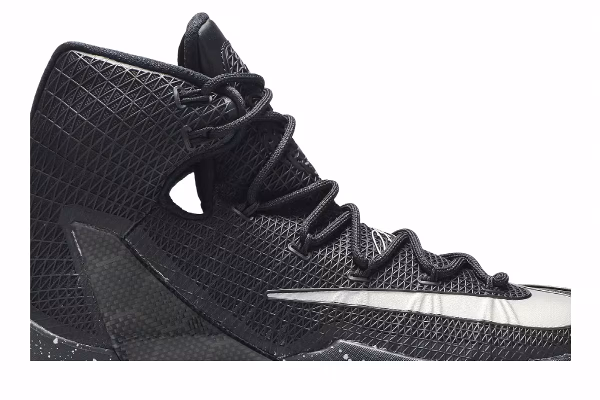 Nike LeBron 13 Elite Black, view 3
