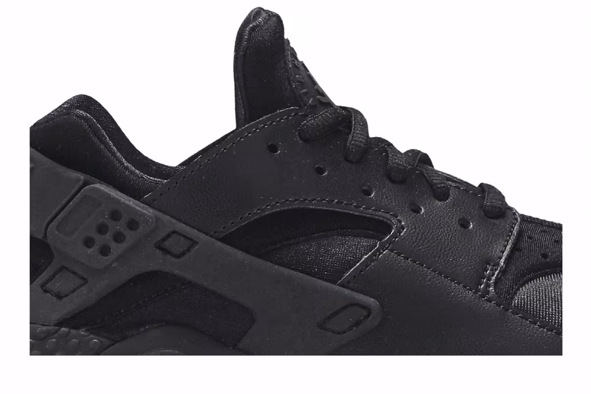Nike Women's Air Huarache Run Triple Black, view 3