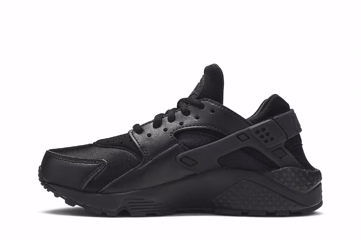 Nike Women's Air Huarache Run Triple Black, view 4