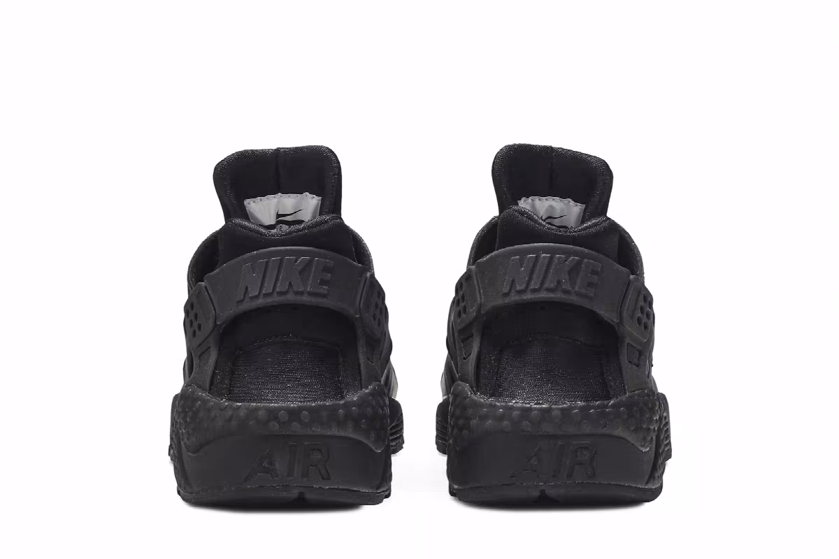 Nike Women's Air Huarache Run Triple Black, view 7
