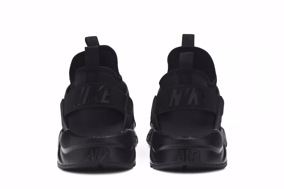 Nike Air Huarache Run Ultra Triple Black, view 7