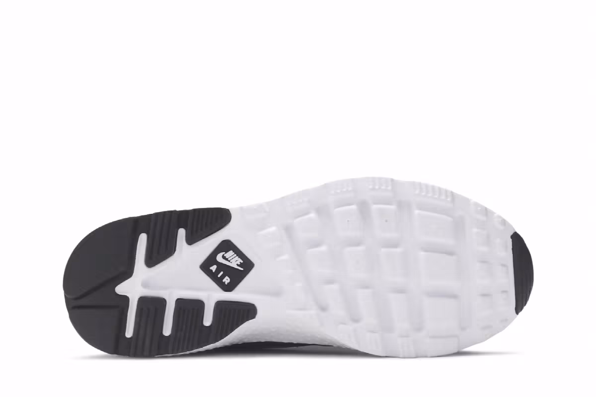 Nike Women's Air Huarache Run Ultra Black, view 5