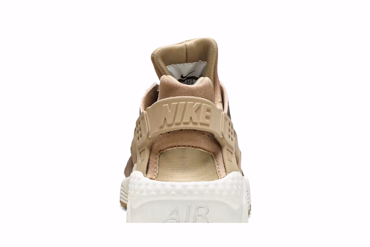 Nike Women's Huarache Run Rose Gold, view 8