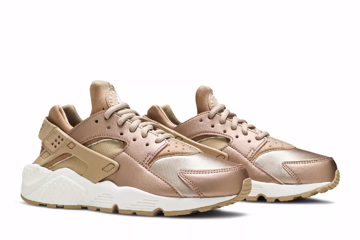Nike Women's Huarache Run Rose Gold, view 9