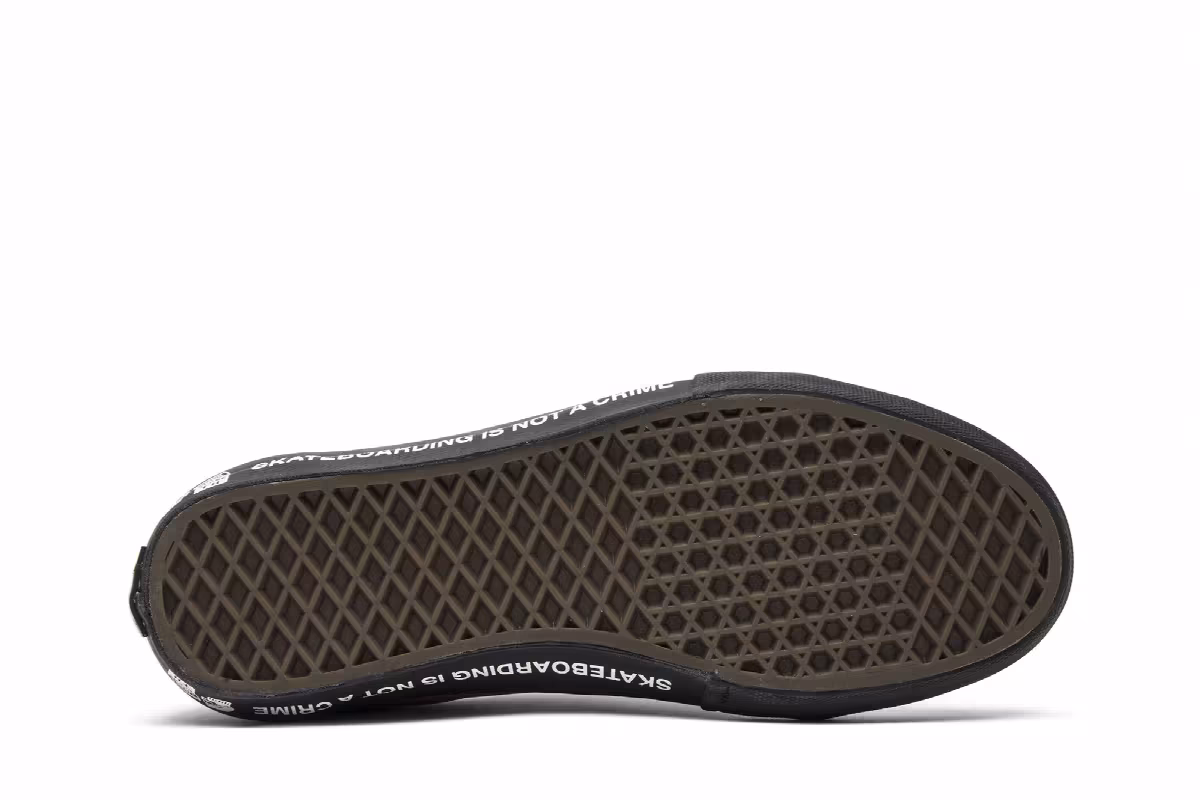Taka Hayashi x Santa Cruz x Vans Old Skool Pro Arcad, view 5