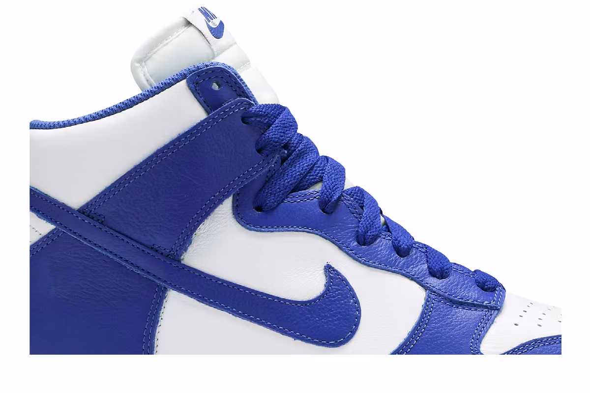 Nike Dunk QS Be True, view 3
