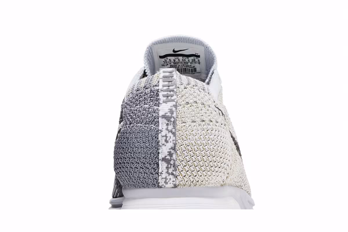 Nike Flyknit Racer Pure Platinum, view 8