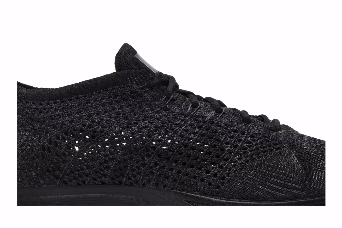 Nike Flyknit Racer Triple Black, view 3