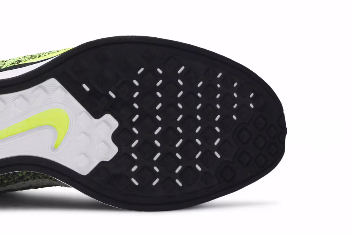 Nike Flyknit Racer Volt Sequoia, view 6