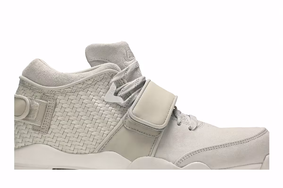 Nike Air Trainer Cruz Light Bone, view 3