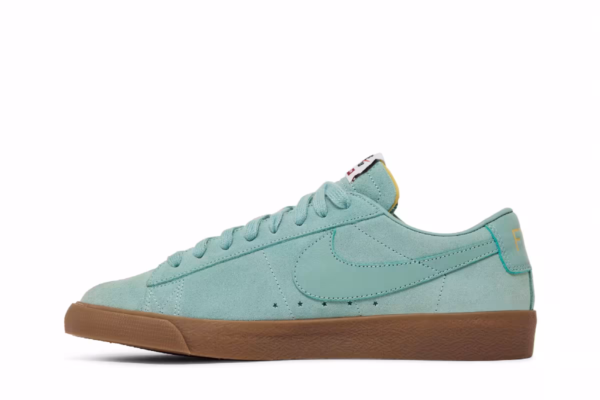 Supreme x Nike SB Blazer Low GT QS Cannon, view 4