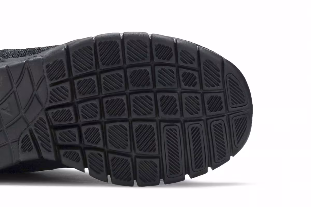 Nike Stefan Janoski Max SB Triple Black, view 6