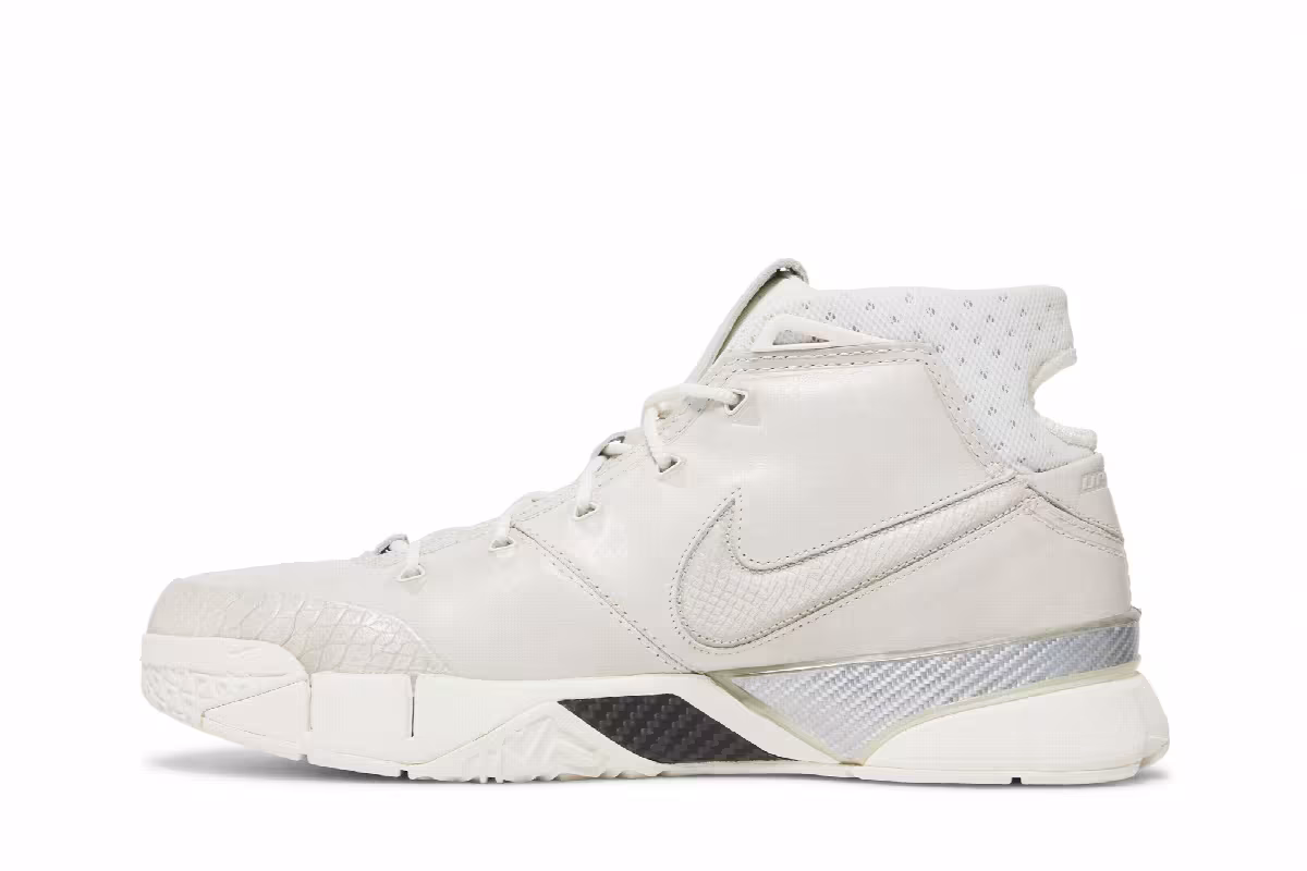 Nike Zoom Kobe 1 Fade To Black, view 4