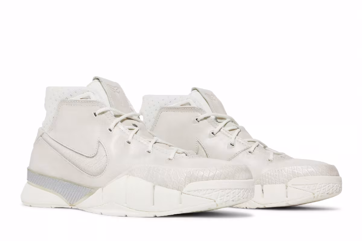 Nike Zoom Kobe 1 Fade To Black, view 9