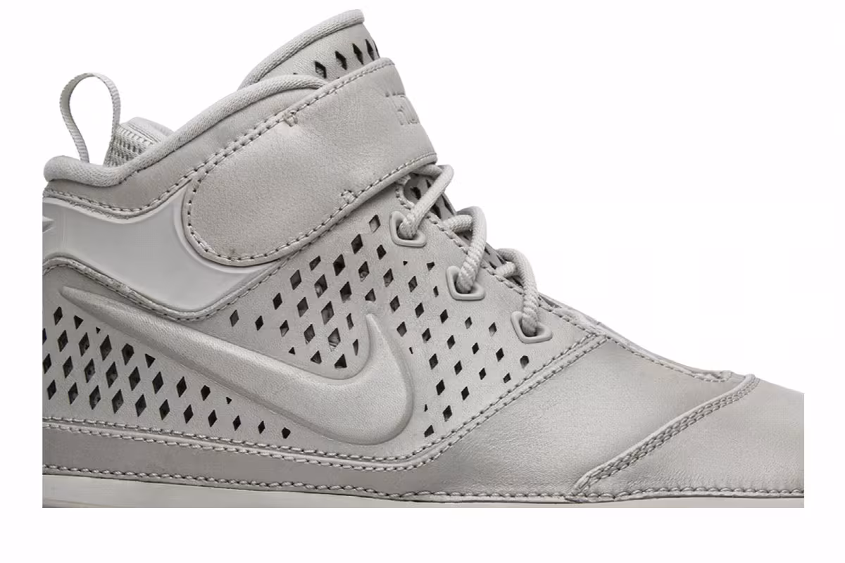 Nike Zoom Kobe 2 Fade To Black, view 3