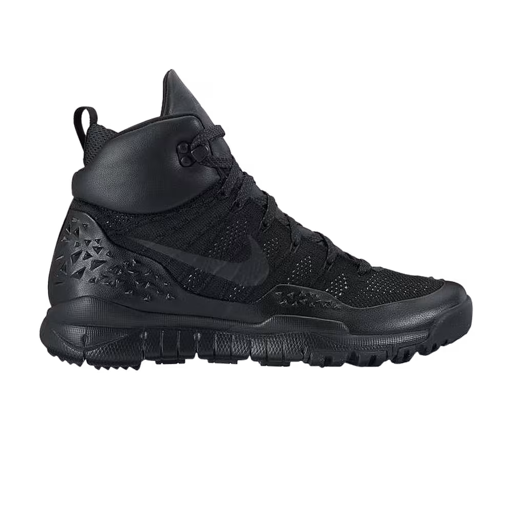 Nike Women's Lupinek Flyknit