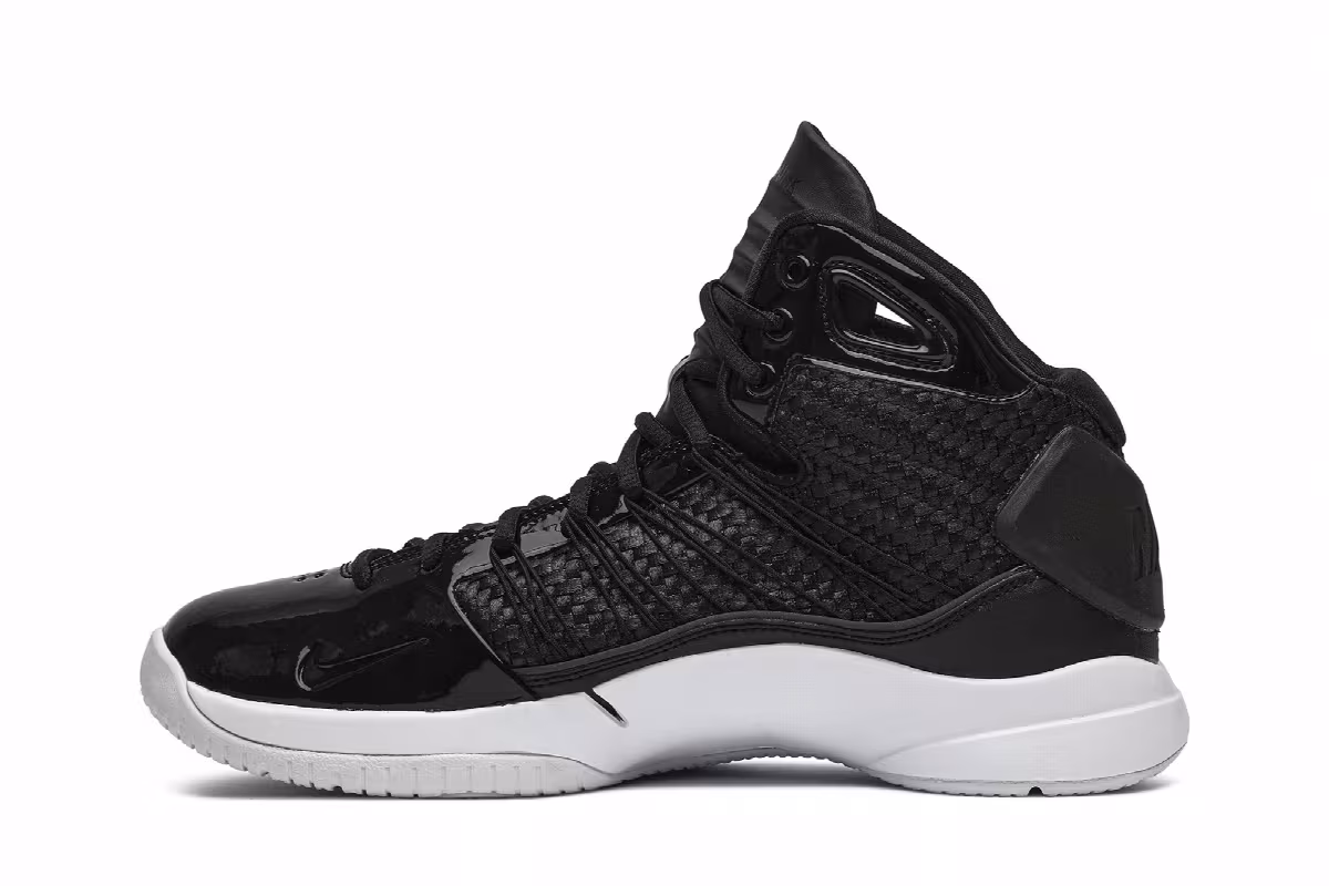 Nike Hyperdunk Lux Black White, view 4