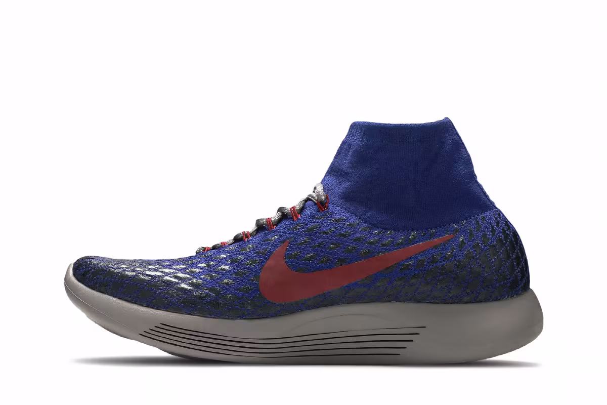 Gyakusou x NikeLab LunarEpic Flyknit Shield Deep Royal Blue, view 4