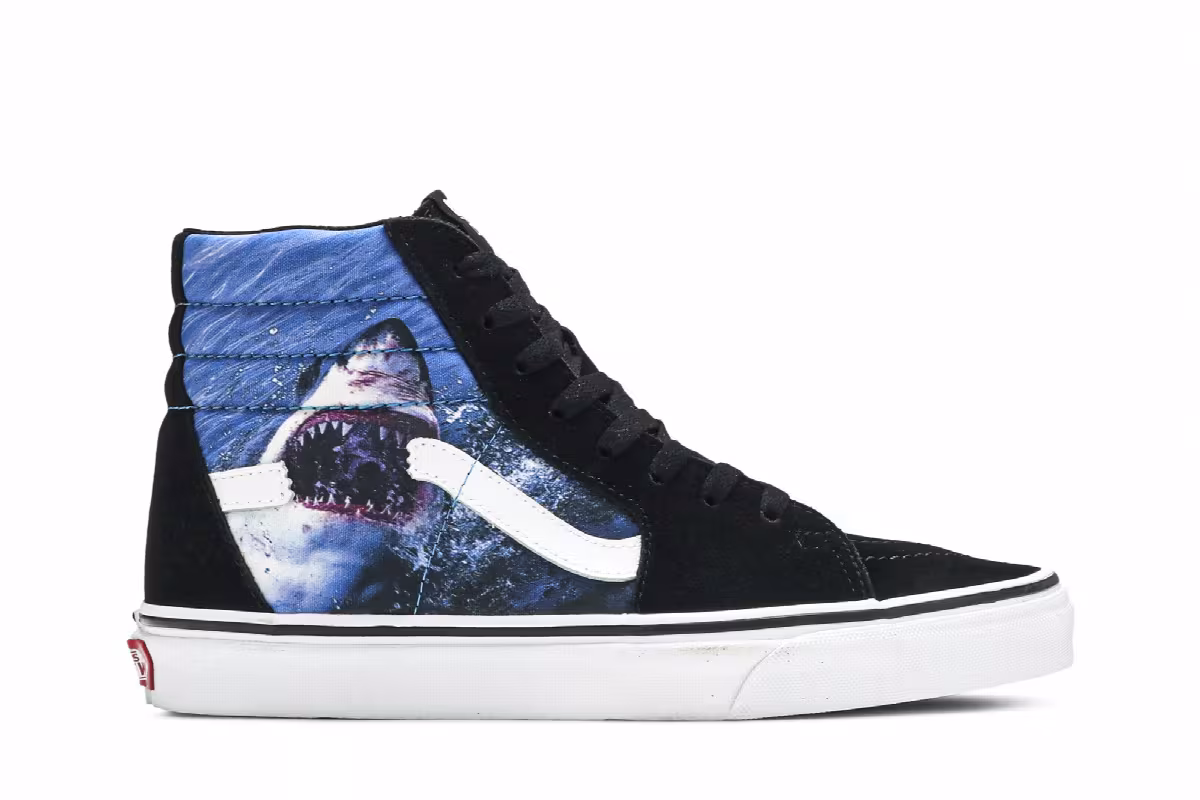 Shark Week x Vans Sk8-Hi Black Blue, view 2