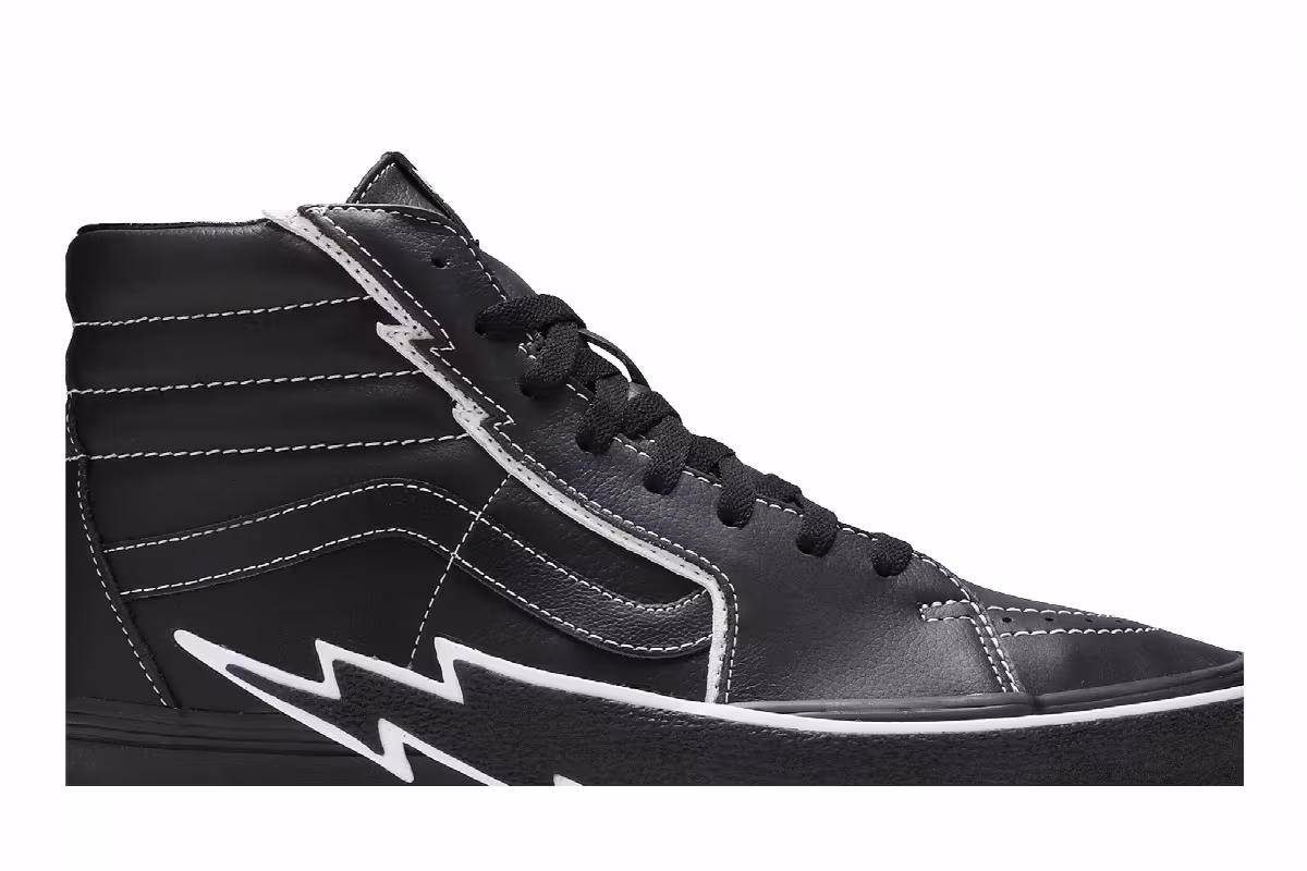 Vans Sk8-Hi Bolt - Black, view 3