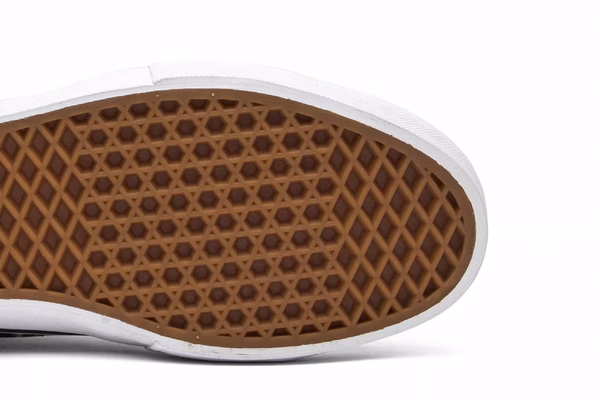 Supreme x Vans Sk8-Mid Pro Cheetah Velvet, view 6