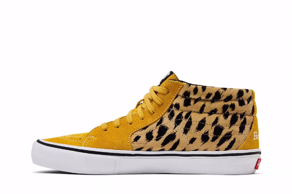 Supreme x Vans Sk8-Mid Pro Cheetah Velvet, view 4