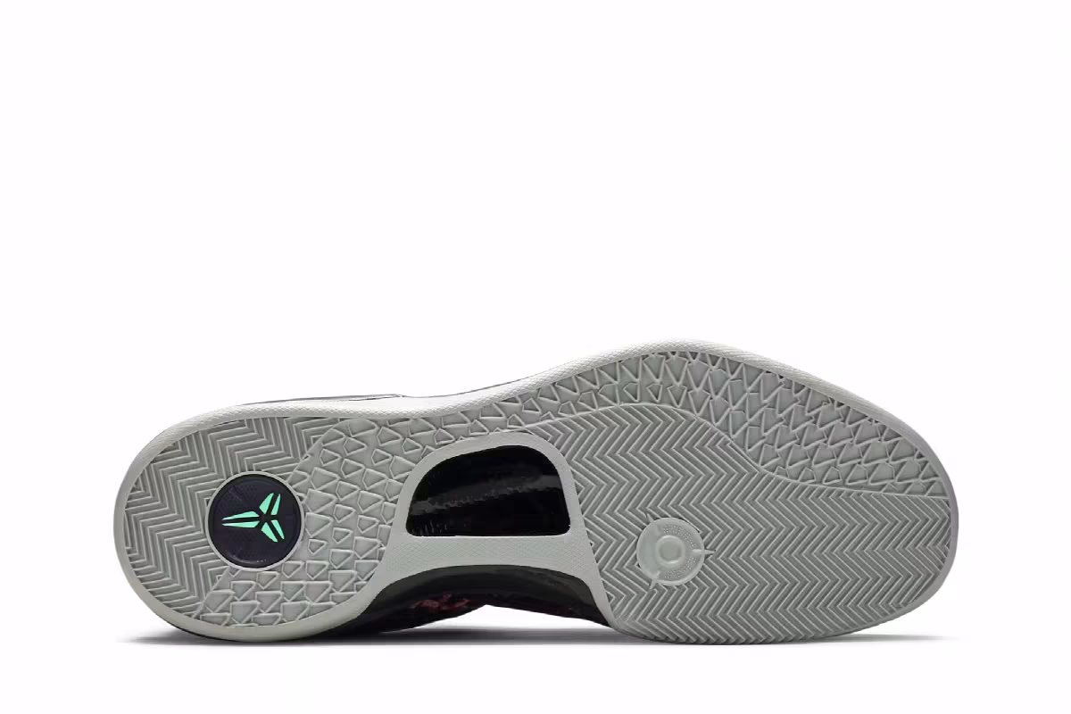 Nike Kobe 8 Pit Viper, view 5