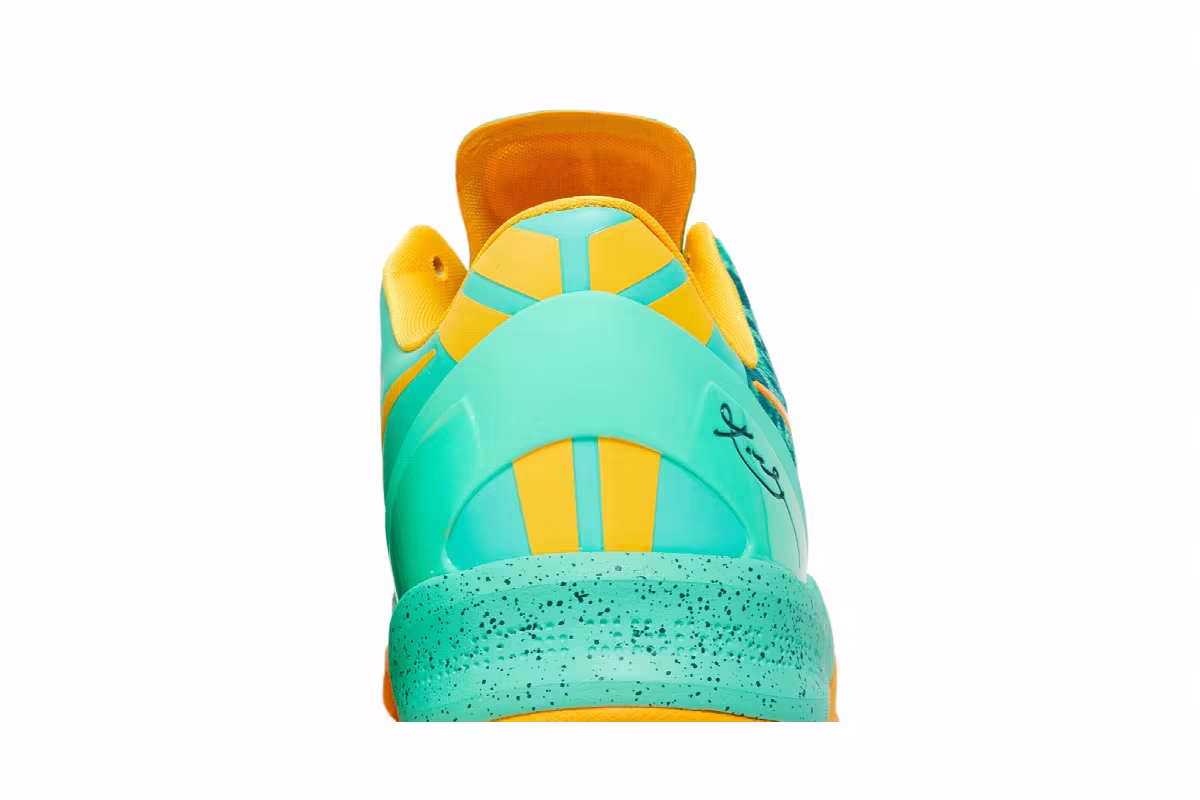Nike Kobe 8 Green Glow, view 8