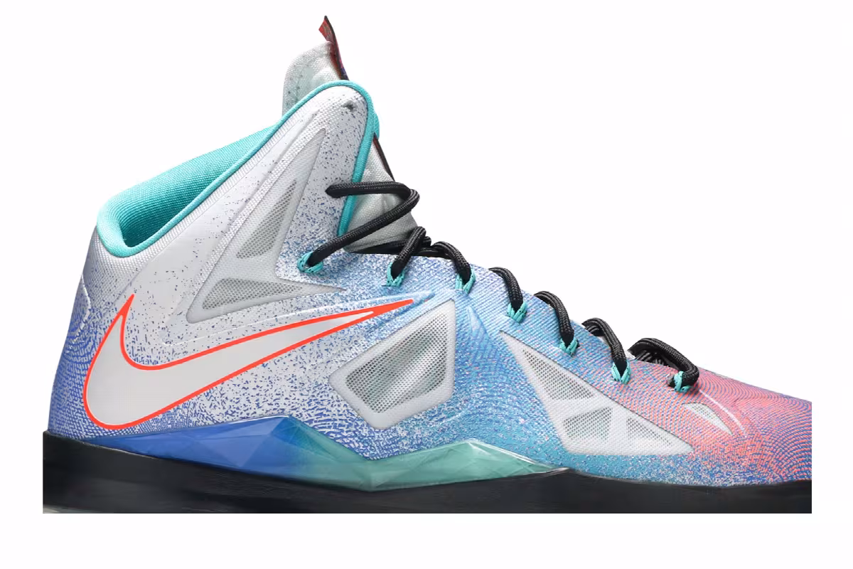 Nike LeBron 10 Pure Platinum, view 3