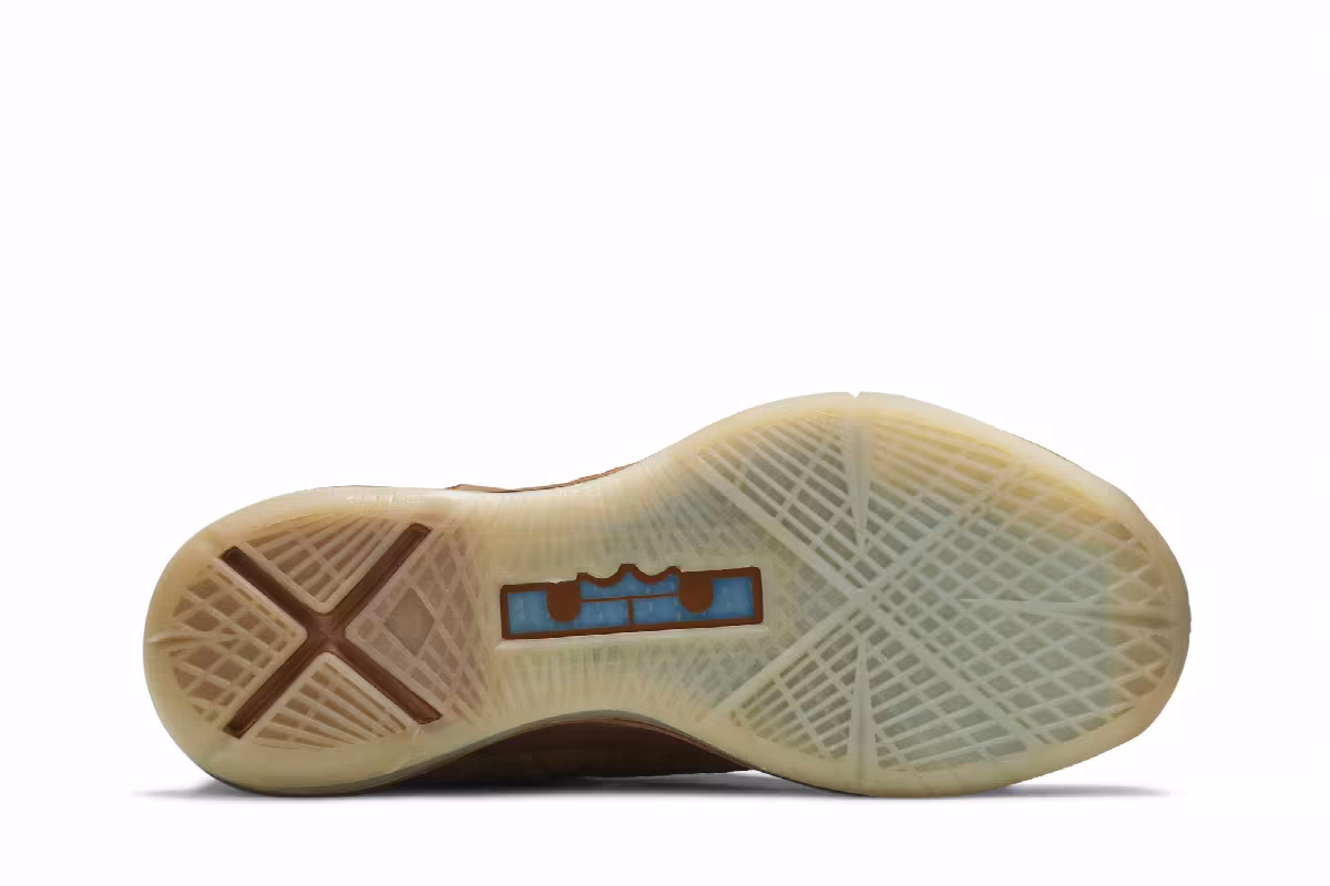 Nike LeBron 10 EXT QS brown suede, view 5