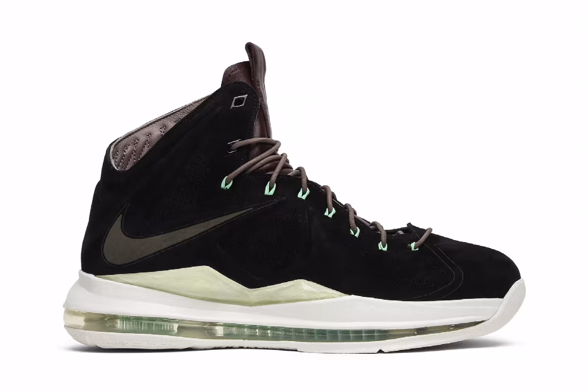 Nike LeBron 10 EXT QS Black Suede, view 2