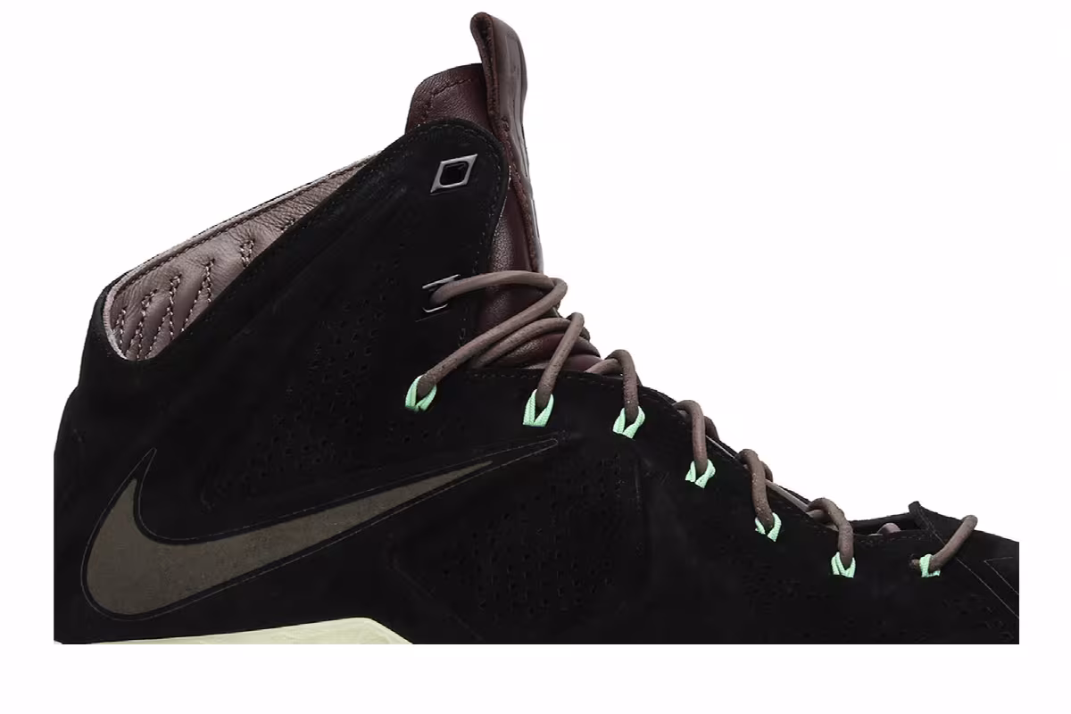 Nike LeBron 10 EXT QS Black Suede, view 3