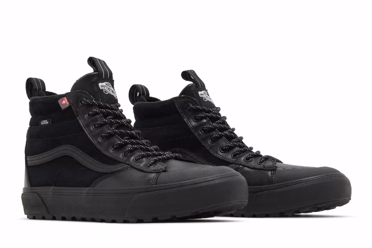 Vans Sk8-Hi MTE-2 Triple Black, view 9