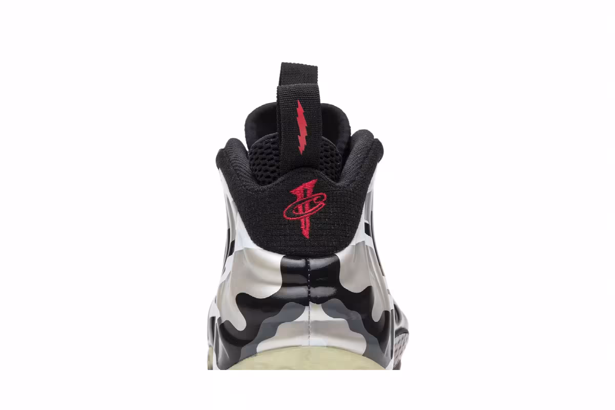 Nike Air Foamposite One PRM Fighter Jet, view 8
