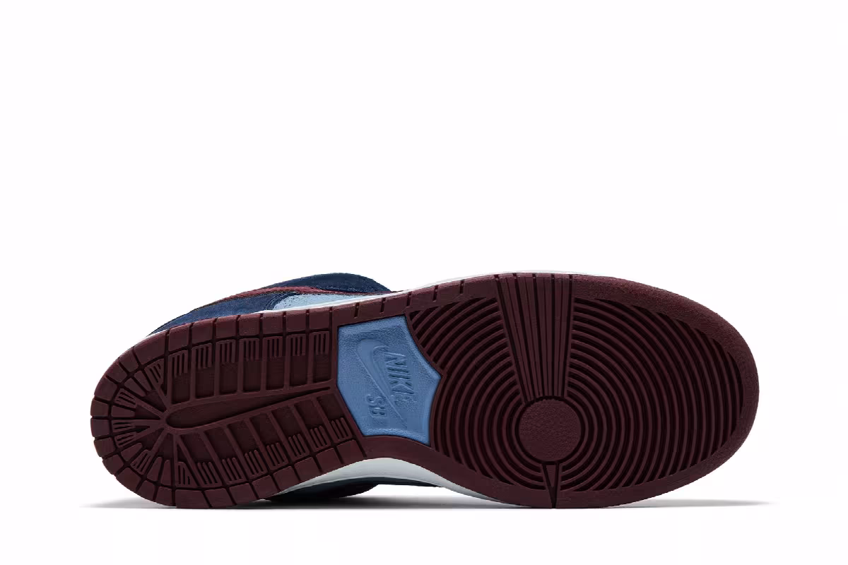 FTC x Nike Dunk Low Premium SB Finally, view 5