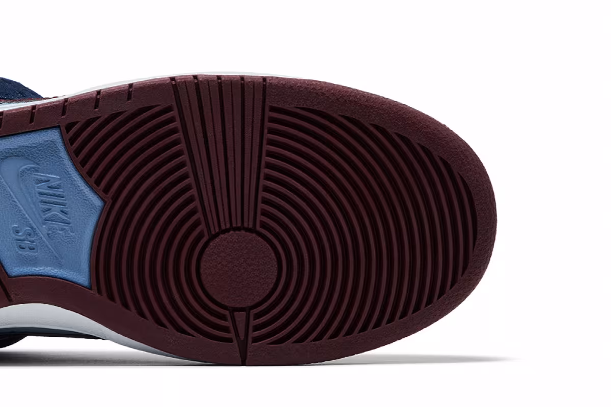 FTC x Nike Dunk Low Premium SB Finally, view 6