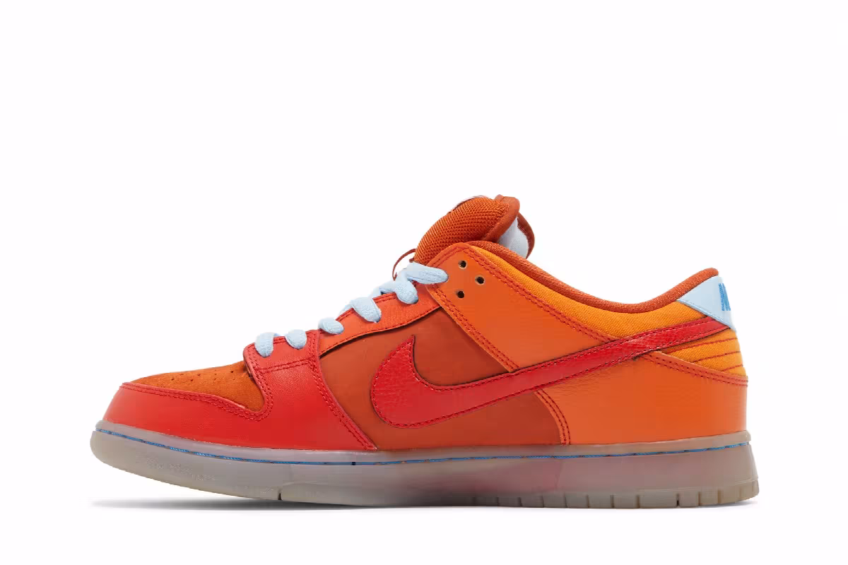 Nike Dunk Low Pro SB Fire & Ice, view 4