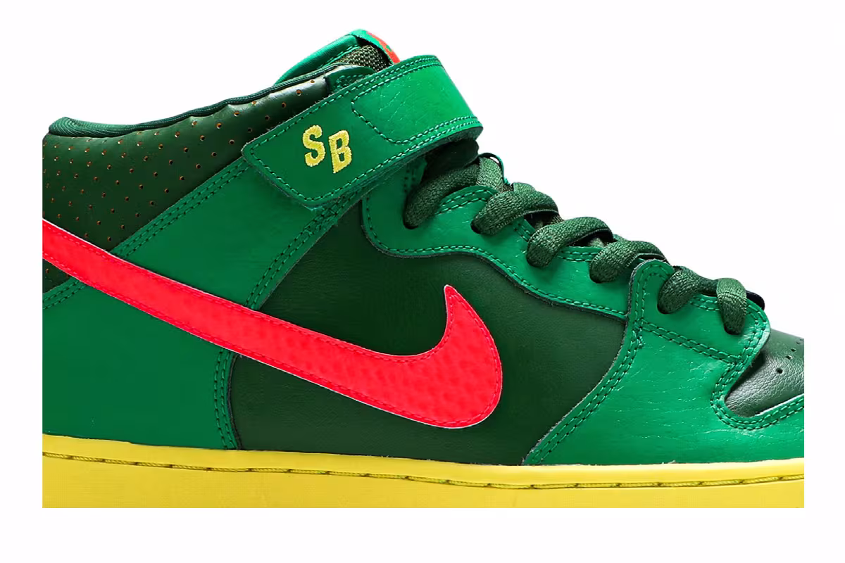 Nike Dunk Mid Pro SB Watermelon, view 3