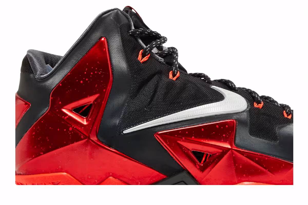 Nike LeBron 11 Away, view 3