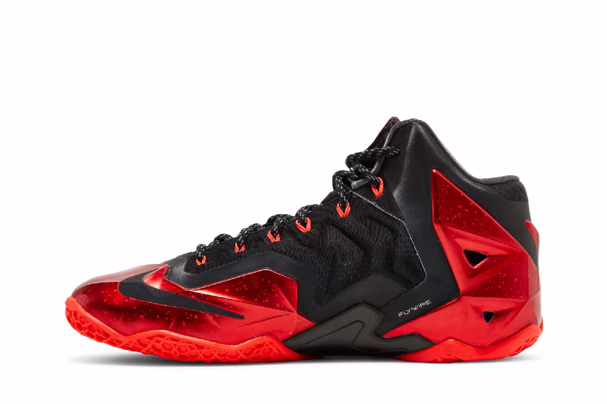 Nike LeBron 11 Away, view 4